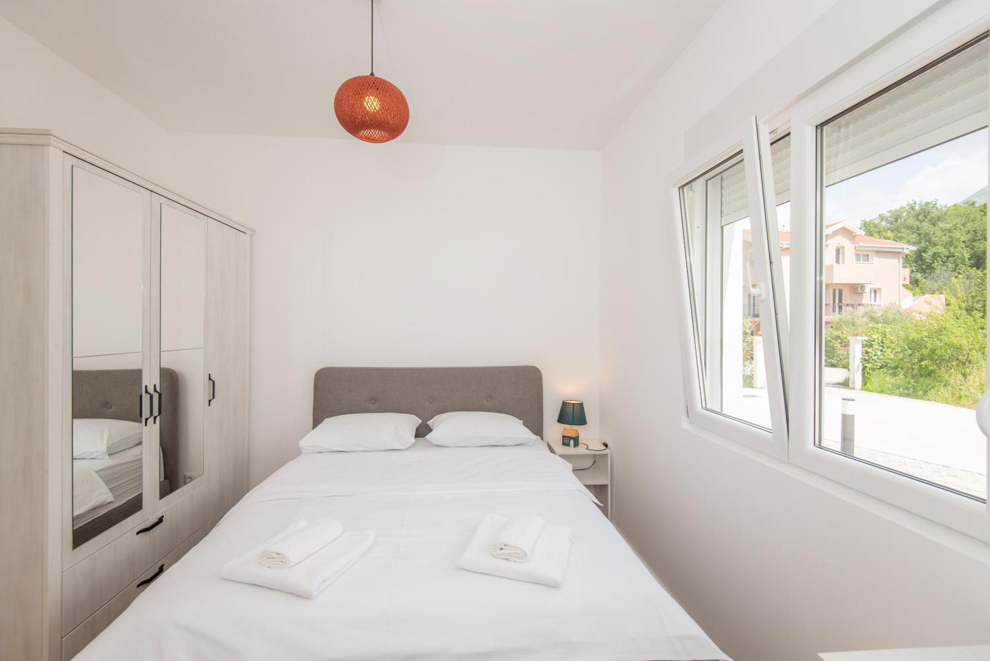 Al Mare Apartments コトル エクステリア 写真